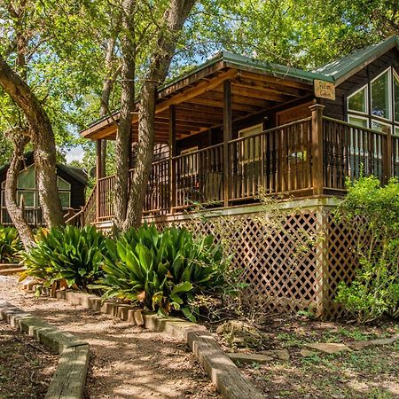 Pecan Cabin 프레드릭스버그 외부 사진